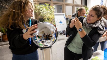 Bohatství vědy přiblížila návštěvníkům Noc vědců