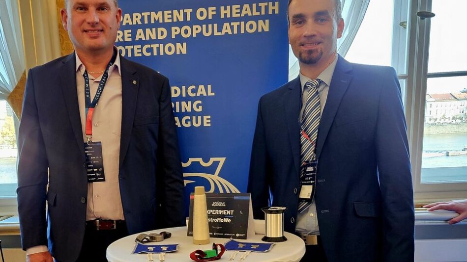 Čeští vědci z FEL ZČU pomáhají vyvinout chytré návleky pro astronauta Aleše Svobodu