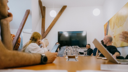 Podzimní kolo Inkubace 2025 je u konce. Co přineslo startupům?